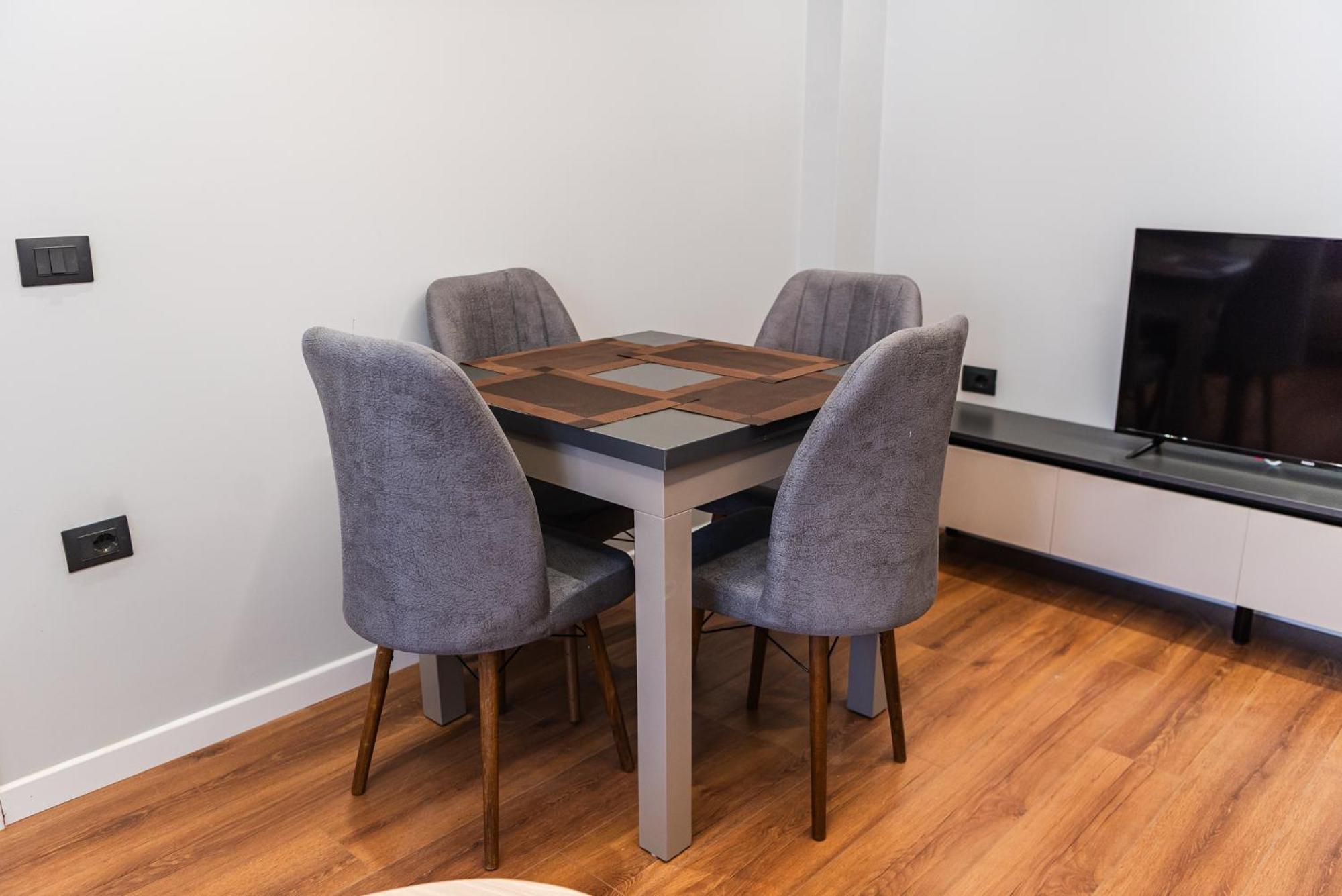 Sr Apartments Golem Голем Экстерьер фото