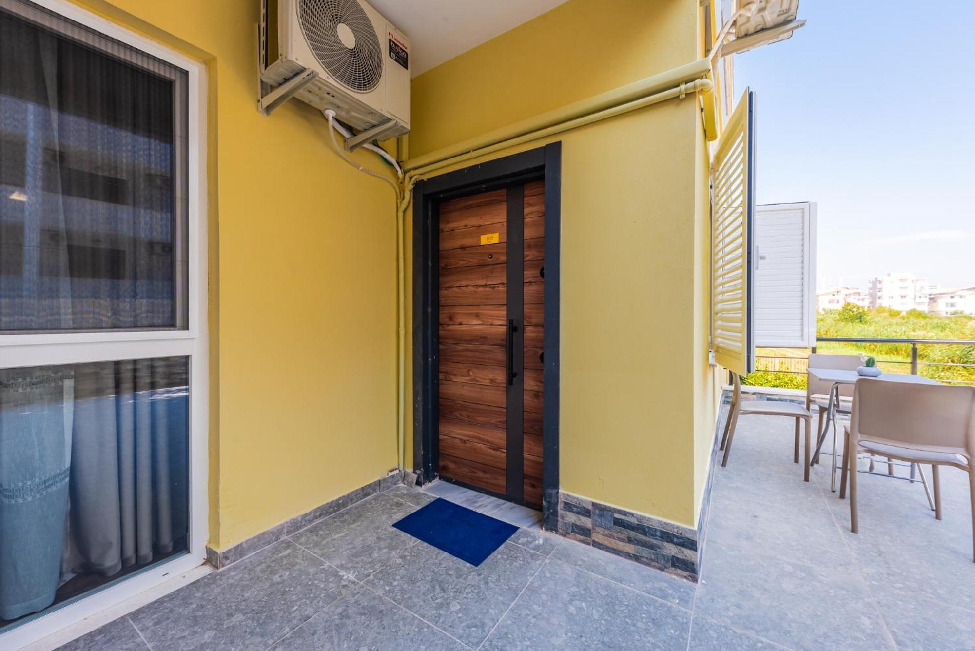 Sr Apartments Golem Голем Экстерьер фото