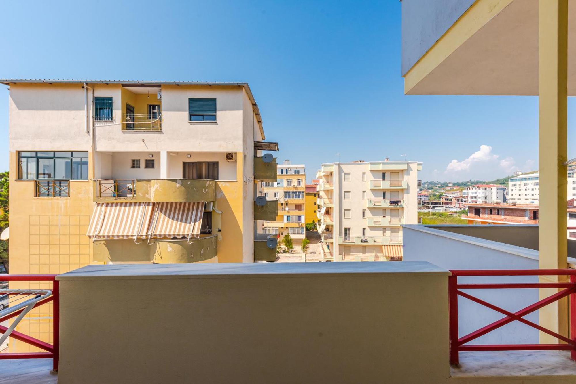 Sr Apartments Golem Голем Экстерьер фото