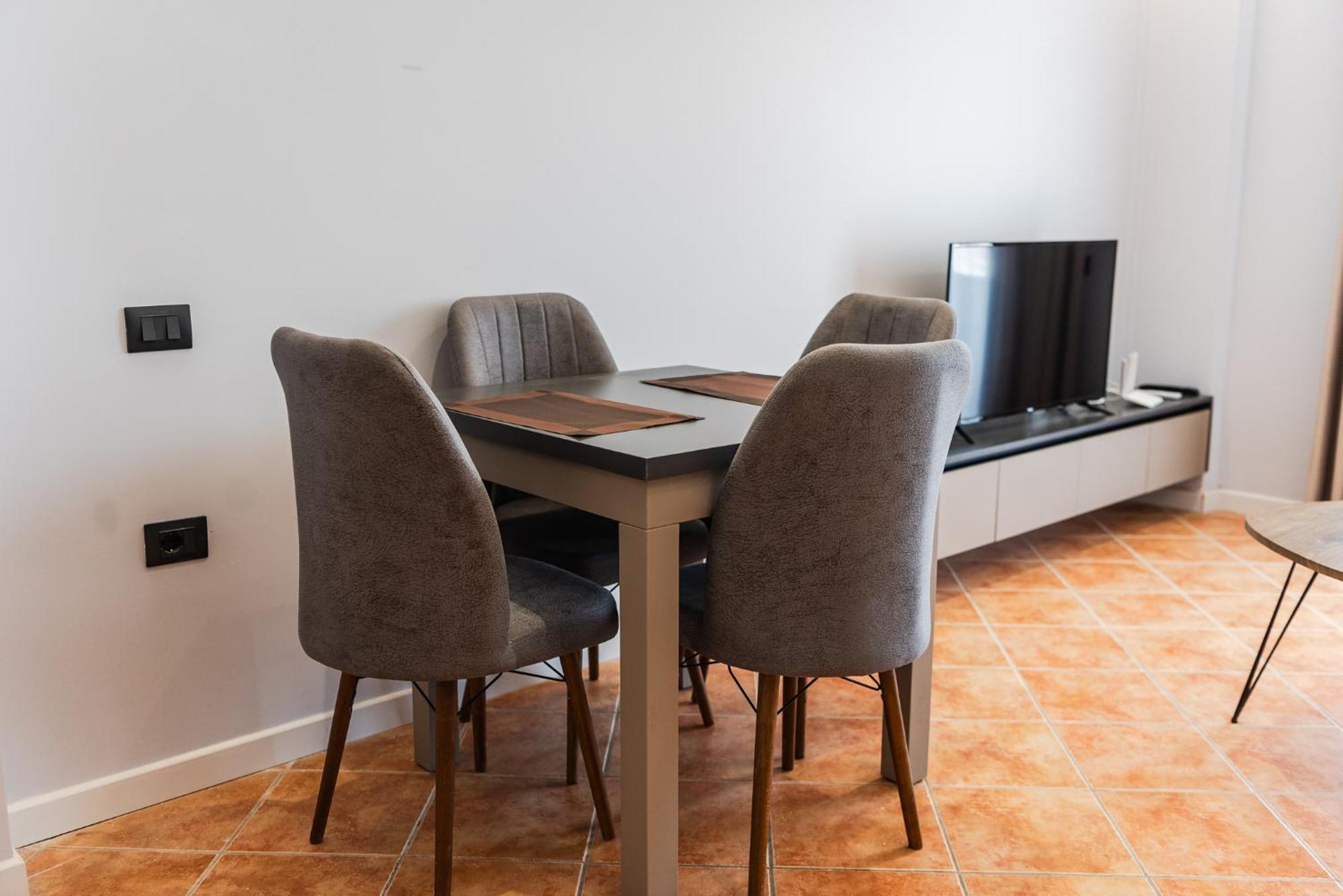 Sr Apartments Golem Голем Экстерьер фото