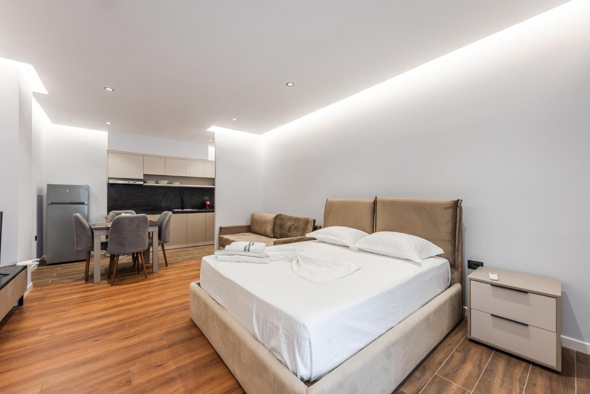Sr Apartments Golem Голем Экстерьер фото